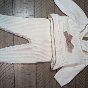 SHEIN Cream Baby Outfit with Brown Trim